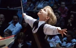 Edward Yudenich, extraordinario director de orquesta de 7 años