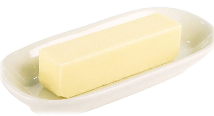 Mantequilla y queso mejor que las margarinas de grasas trans, dice especialista del corazón