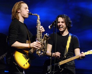 Ylvis - The Fox (What Does the Fox Say?) Más de 172,000,000 vistas en YouTube