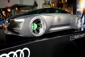 El Audi Quattro Fleet Shuttle hace su debut con Harrison Ford