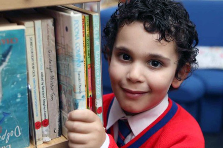 Sherwyn Sarabi - Niño genio de 4 años tiene el IQ de Einstein