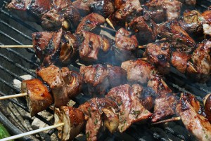 Los asados cocinados a la parrilla serían peligrosos