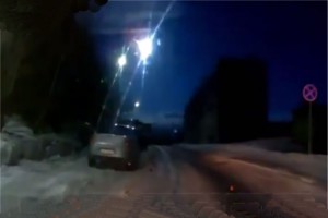 Nuevamente un enorme meteorito cae en Rusia