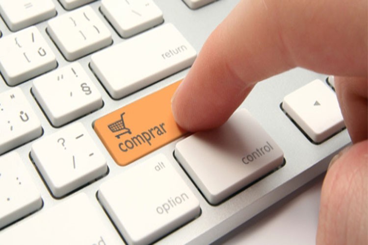 nsólito, no sabe comprar en internet ni usar MP3