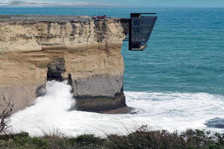 Vivienda colgada del acantilado