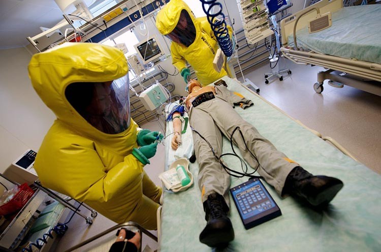 Ébola: EE.UU. ofrece $ 1 millón por mejor traje