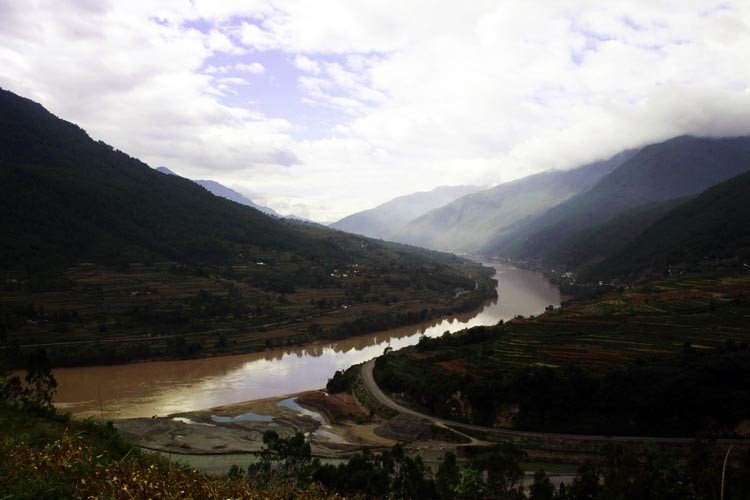 el valle del río Yarlung Tsangpo