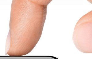 iPhone con pantalla táctil 3D