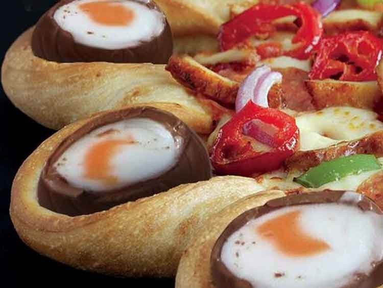 Guauuu! Pizza Hut rellena con crema de huevo