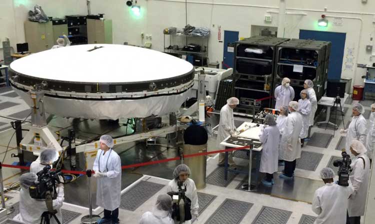 plato volador de la nasa