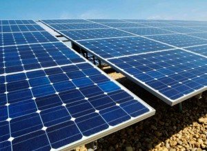 Transforman un basurero en central eléctrica solar