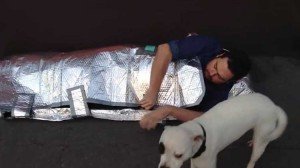 Inventa bolsa de dormir a prueba de lluvia y fuego