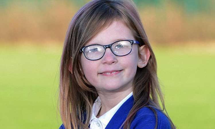 La rara niña biónica