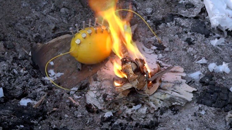 Cómo hacer fuego con un limón