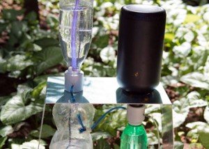 Físico brasileño crea un irrigador solar automático