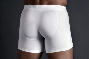 Ropa interior que filtra los gases intestinales