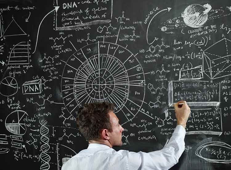 Personas inteligentes tienden a tener menos amigos