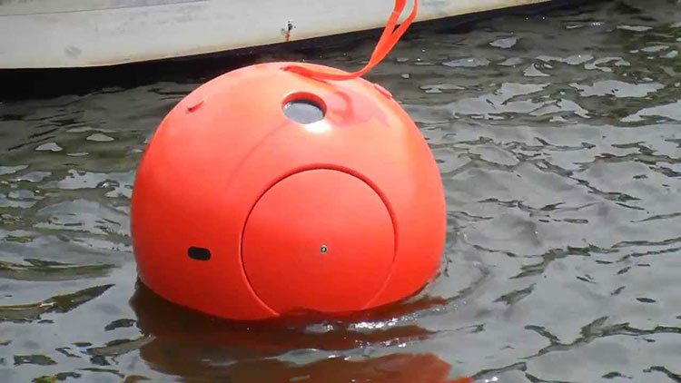 La cápsula naranja que salva de un tsunami