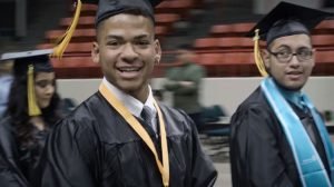 Estudiante que vivió 3 años en la calle y solo