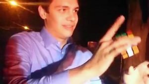 Mago asombra a los jueces con el Cubo de Rubik