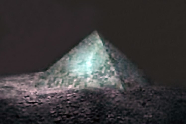 Hallaron la Atlántida? Descubren pirámide de 13 km