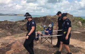 Policía realiza el sueño de un niño con parálisis