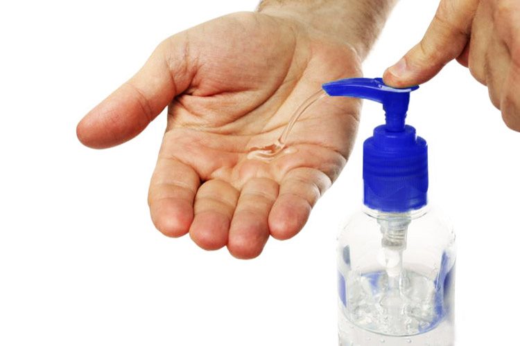 Artículos que tienen Triclosán