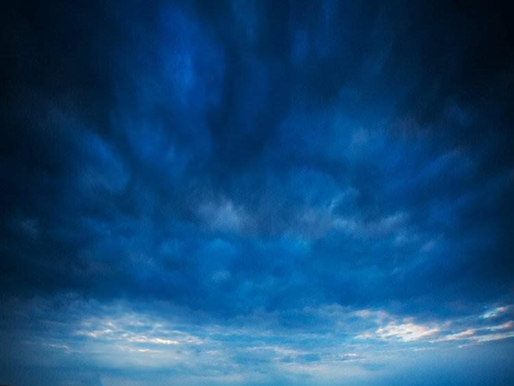 Aparecen Nubes Azules en Antártida dice la NASA