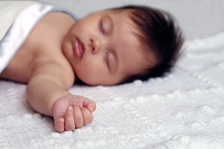 Tiene insomnio? Sepa qué comer para dormir mejor