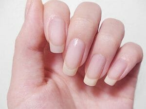 Uñas largas – no siempre son bonitas y pueden ser perjudiciales para la salud