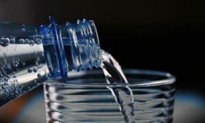 Purificador de agua hecho de papel – extraordinario